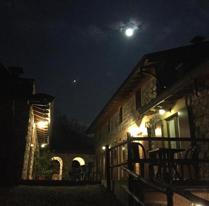 Agriturismo Il Talento Nella Quiete Castiglione dʼIntelvi Екстериор снимка