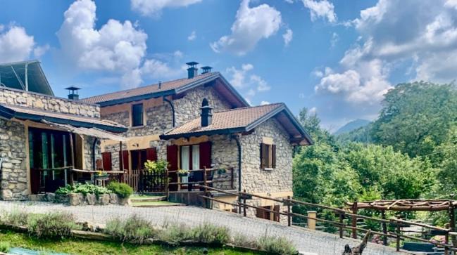 Agriturismo Il Talento Nella Quiete Castiglione dʼIntelvi Екстериор снимка