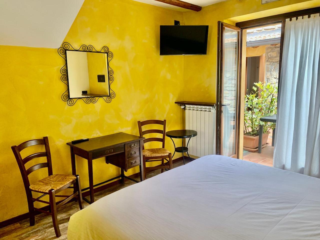 Agriturismo Il Talento Nella Quiete Castiglione dʼIntelvi Екстериор снимка