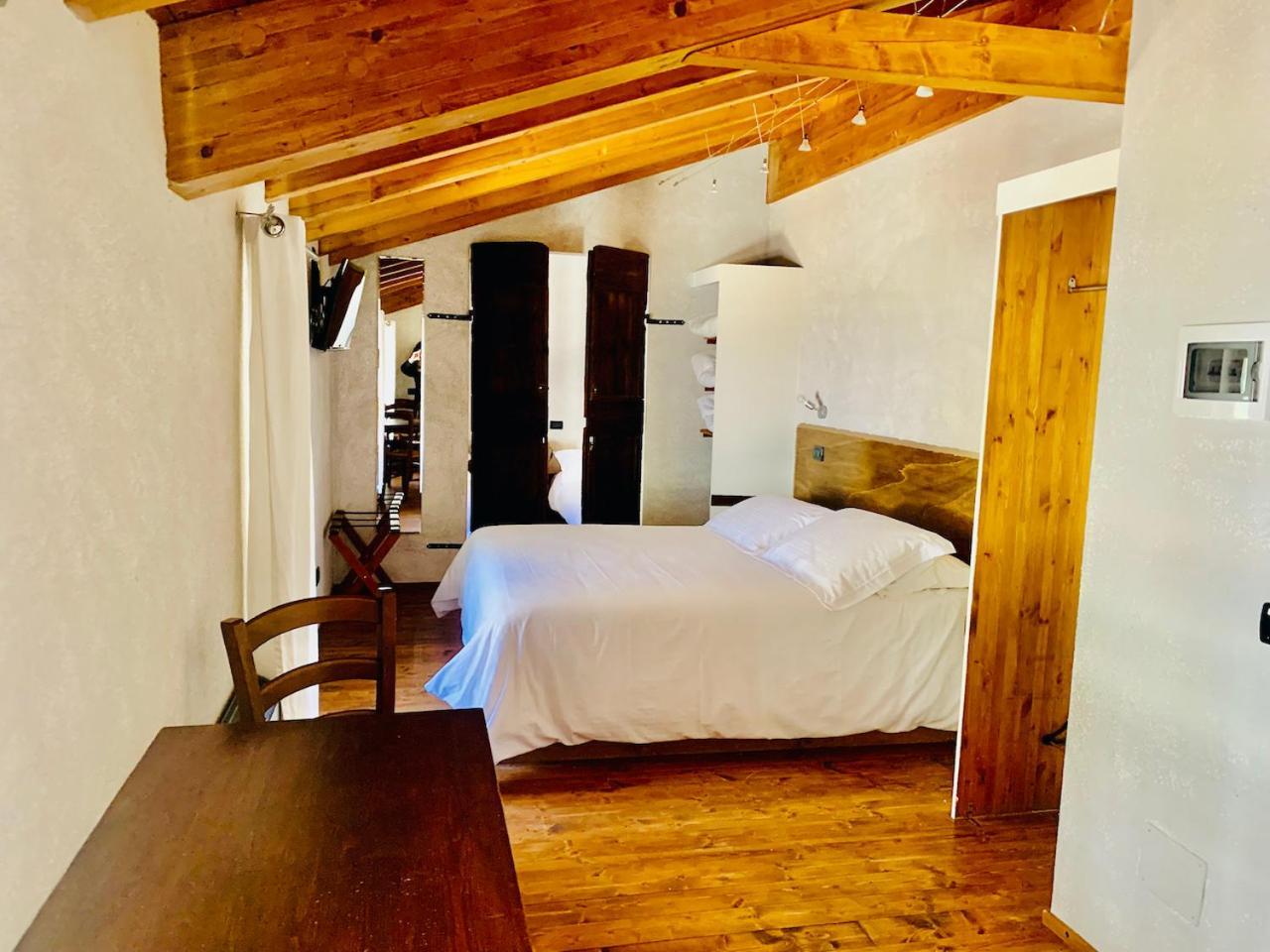 Agriturismo Il Talento Nella Quiete Castiglione dʼIntelvi Екстериор снимка